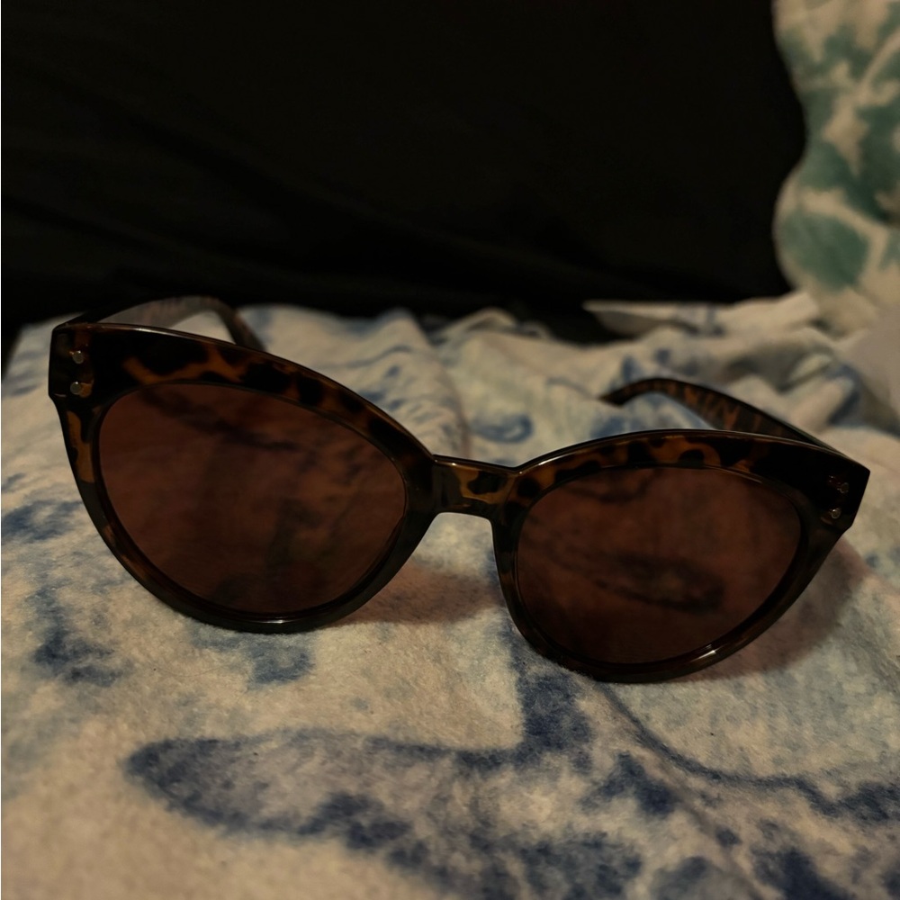 saint owen curateur sunglasses